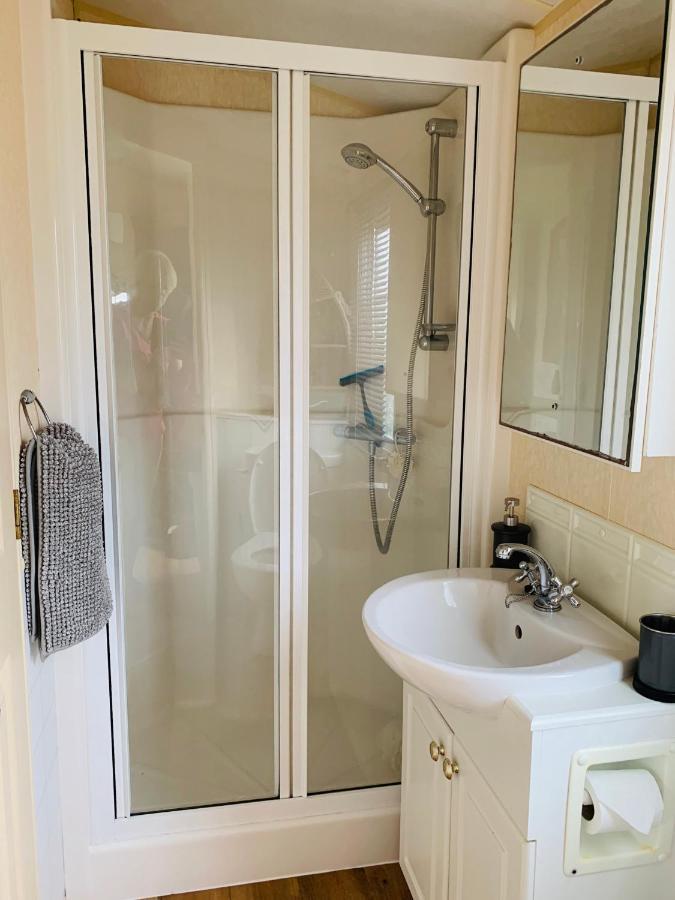 157 Amour Caravan Тиуин Екстериор снимка