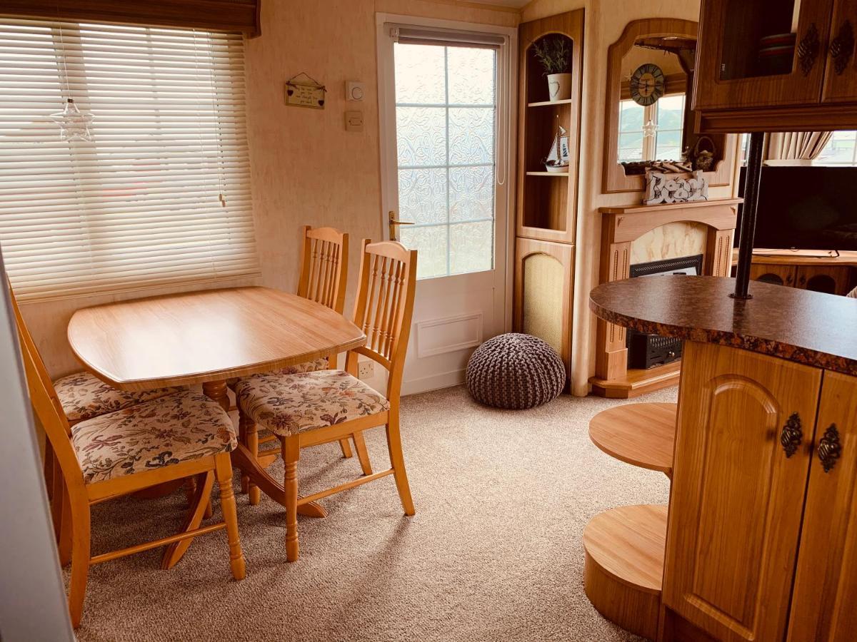 157 Amour Caravan Тиуин Екстериор снимка