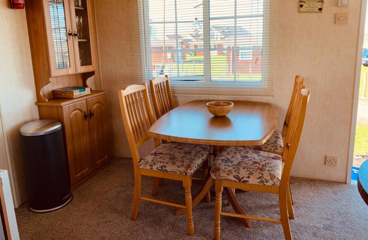 157 Amour Caravan Тиуин Екстериор снимка